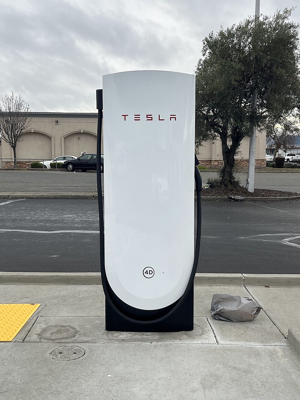 Tesla’s V4 Superchargers: A 500 kW Leap for EV Infrastructure