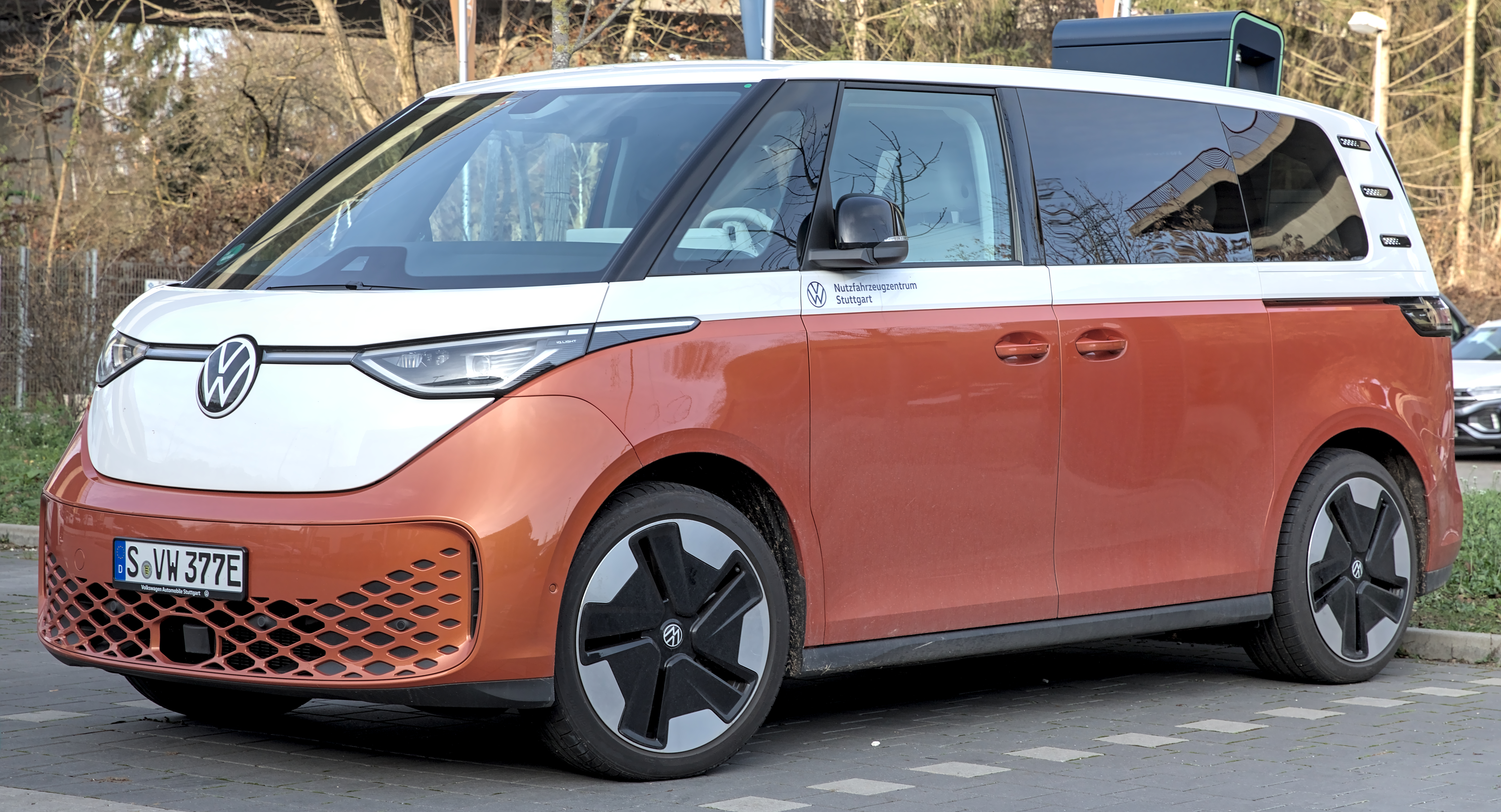 Uber's Self-Driving Vans Hit LA